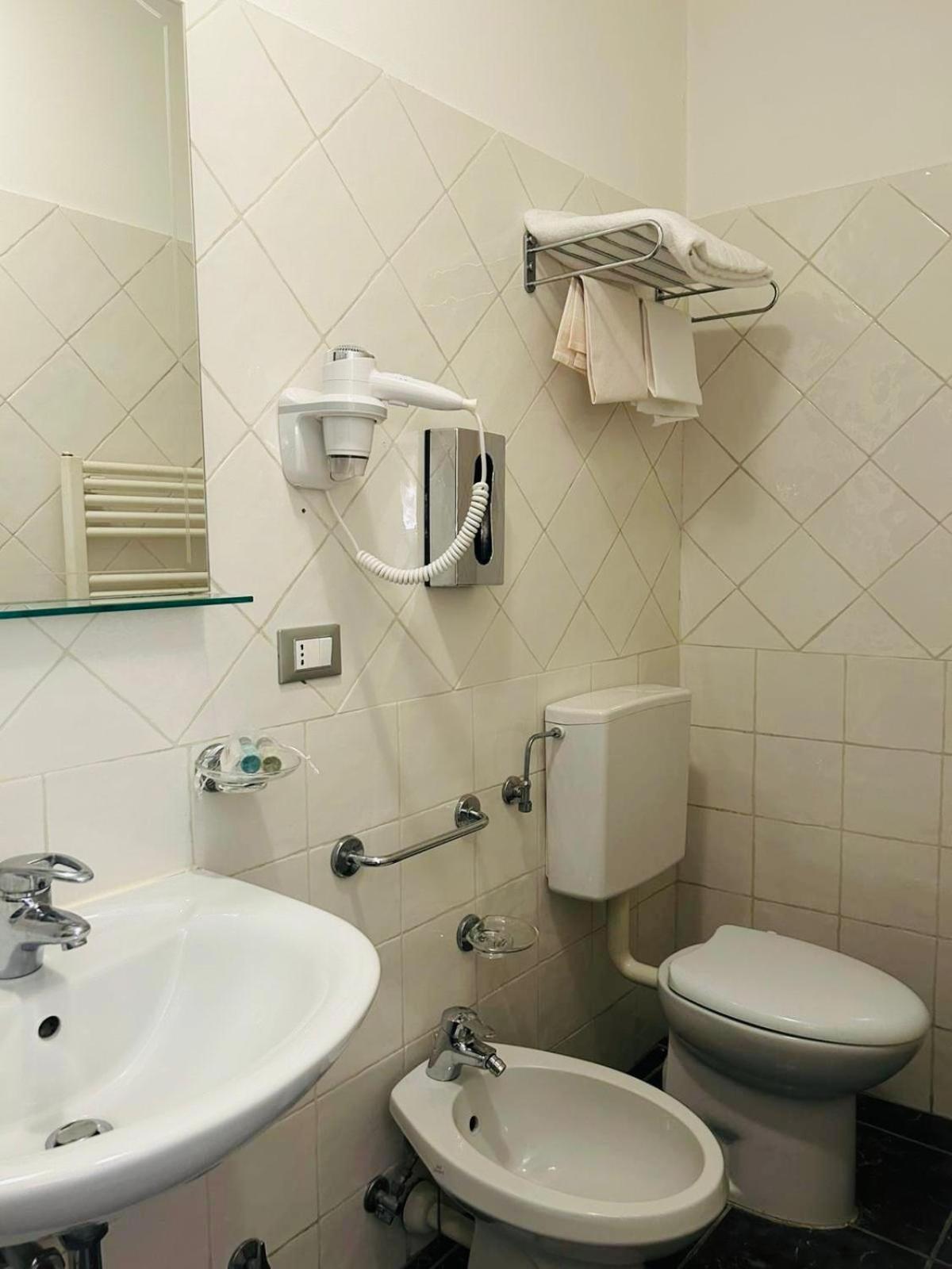 Hotel Giardinetto Al Sant'Orsola Bologne Extérieur photo